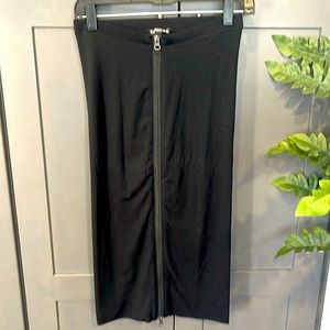 Cotton fitted knee length skirt 💕